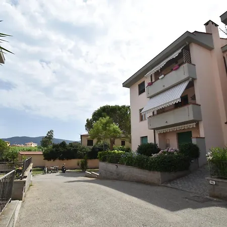 Rada - Zona Mare Con Clima, Posto Auto E Terrazza Daire *