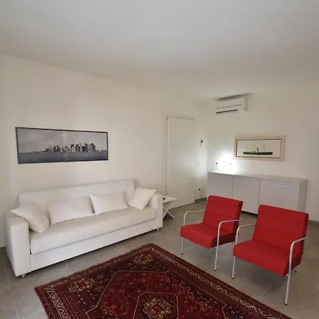 Rada - Zona Mare Con Clima, Posto Auto E Terrazza דירה מרינה די קמפו