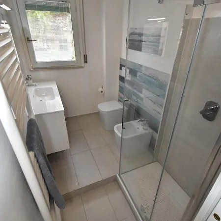 Rada - Zona Mare Con Clima, Posto Auto E Terrazza מרינה די קמפו