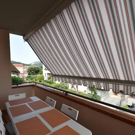 Rada - Zona Mare Con Clima, Posto Auto E Terrazza