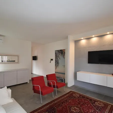 Rada - Zona Mare Con Clima, Posto Auto E Terrazza מרינה די קמפו